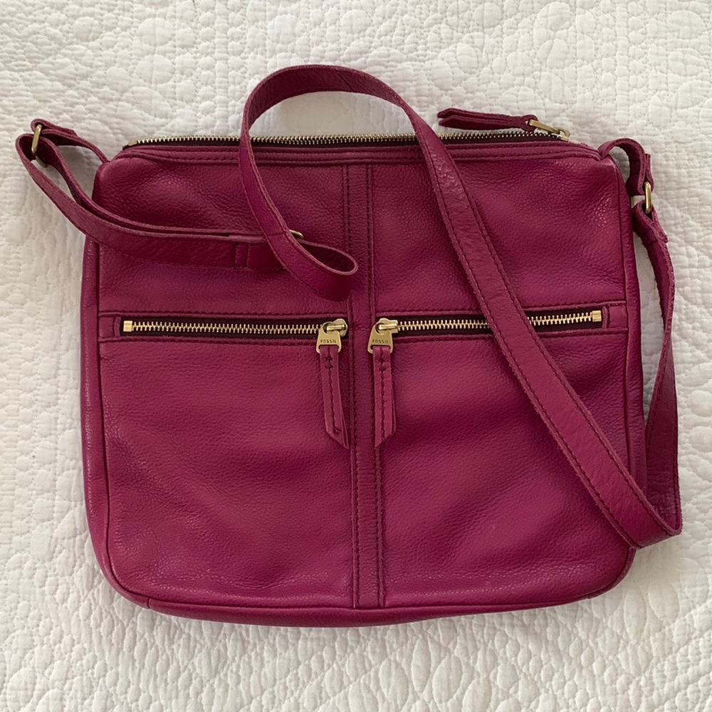 Berry fossil cross body purse